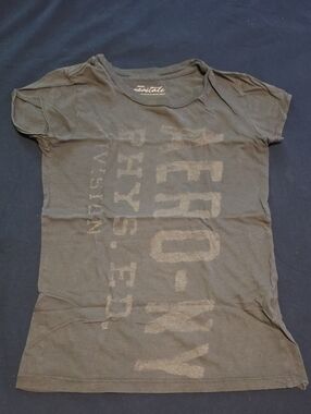 Aeropostale Women's Black Graphic Tee